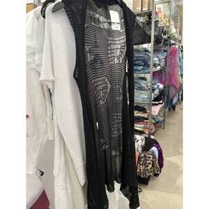 NEW B & K MODA women's mesh sweater vest in black